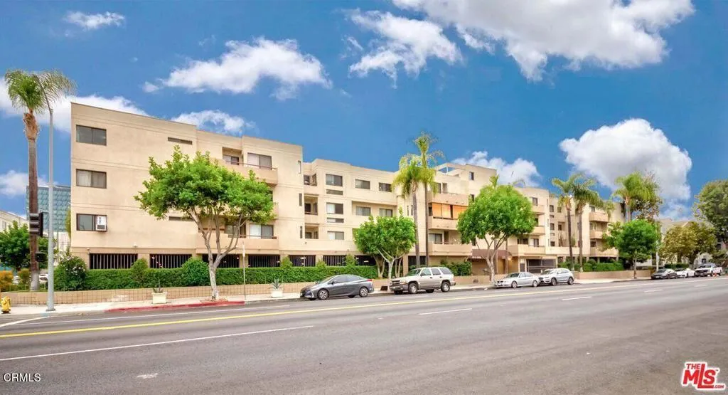 435 S Virgil 314, Los Angeles, California 90020 home-pic-35